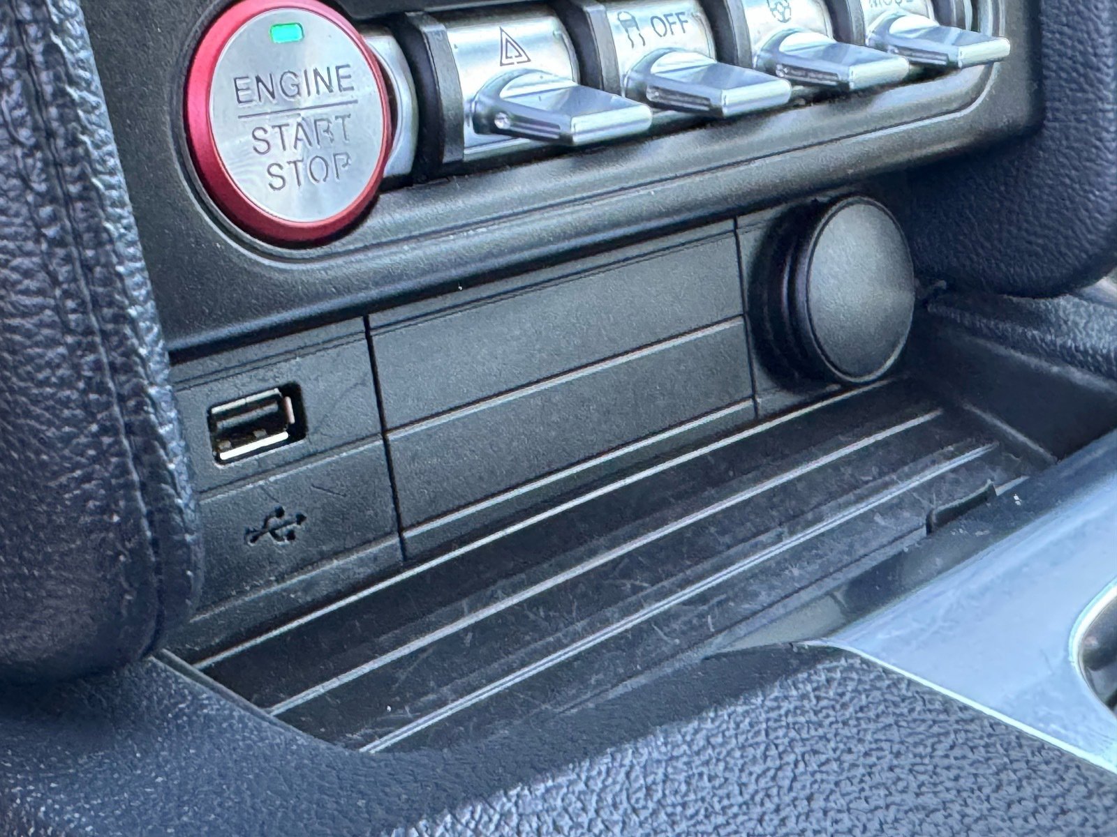 Used 2021 Ford Mustang Premium image 28