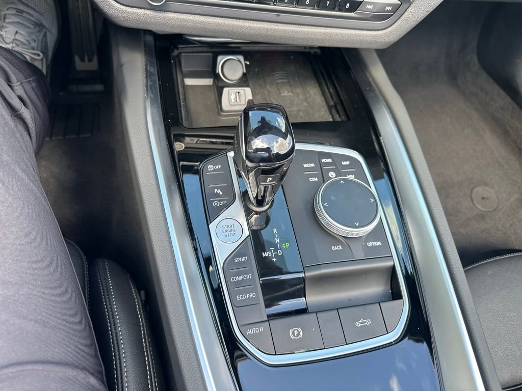 Used 2024 BMW Z4 M40i w/ Shadowloine Package RWD image 27