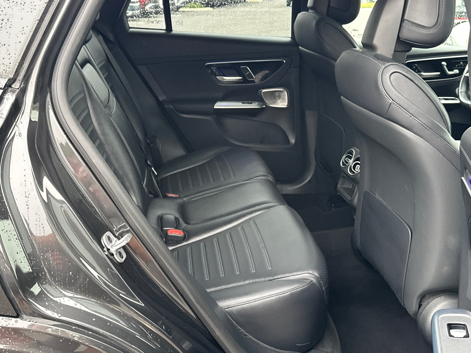 Used 2024 Mercedes-Benz GLC 300 4MATIC image 15