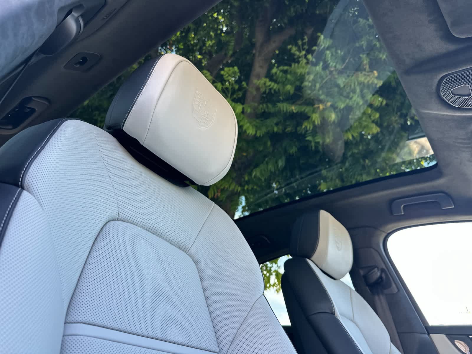 New 2026 Porsche Cayenne GTS AWD/4WD image 18