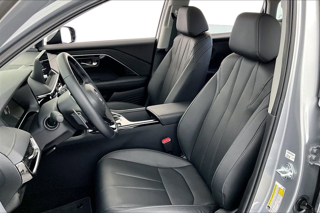 Certified 2025 Acura ADX FWD image 31