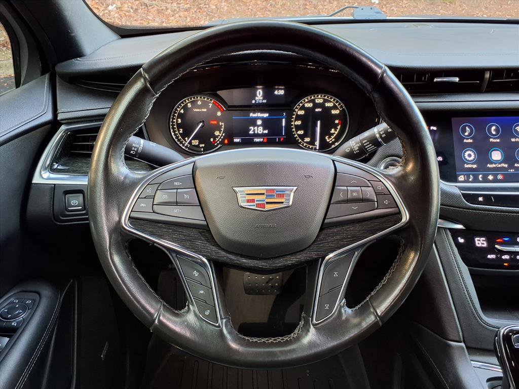 Used 2020 Cadillac XT5 Premium Luxury image 14