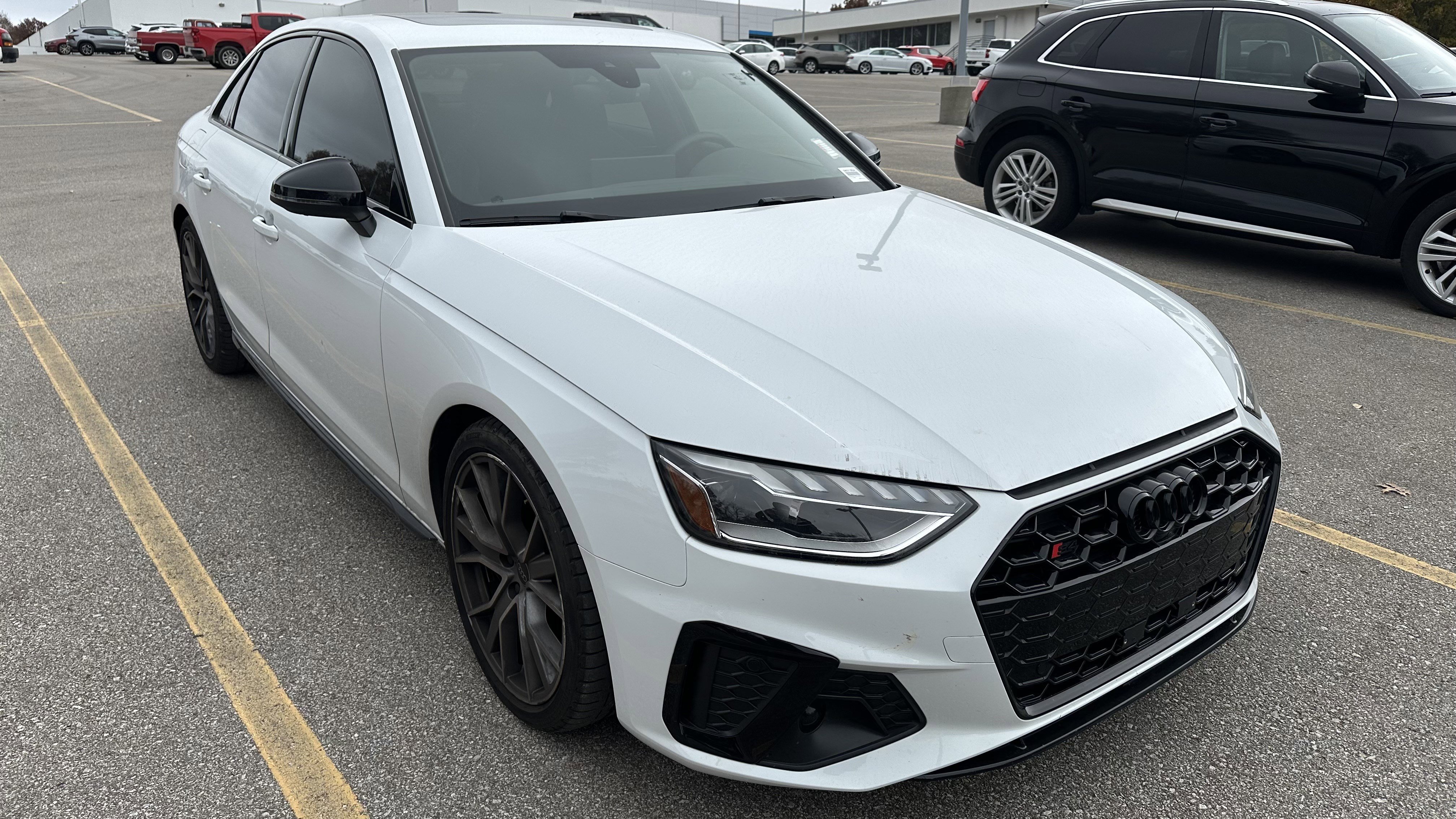 Used 2023 Audi S4 Premium Plus w/ Premium Plus Package image 2