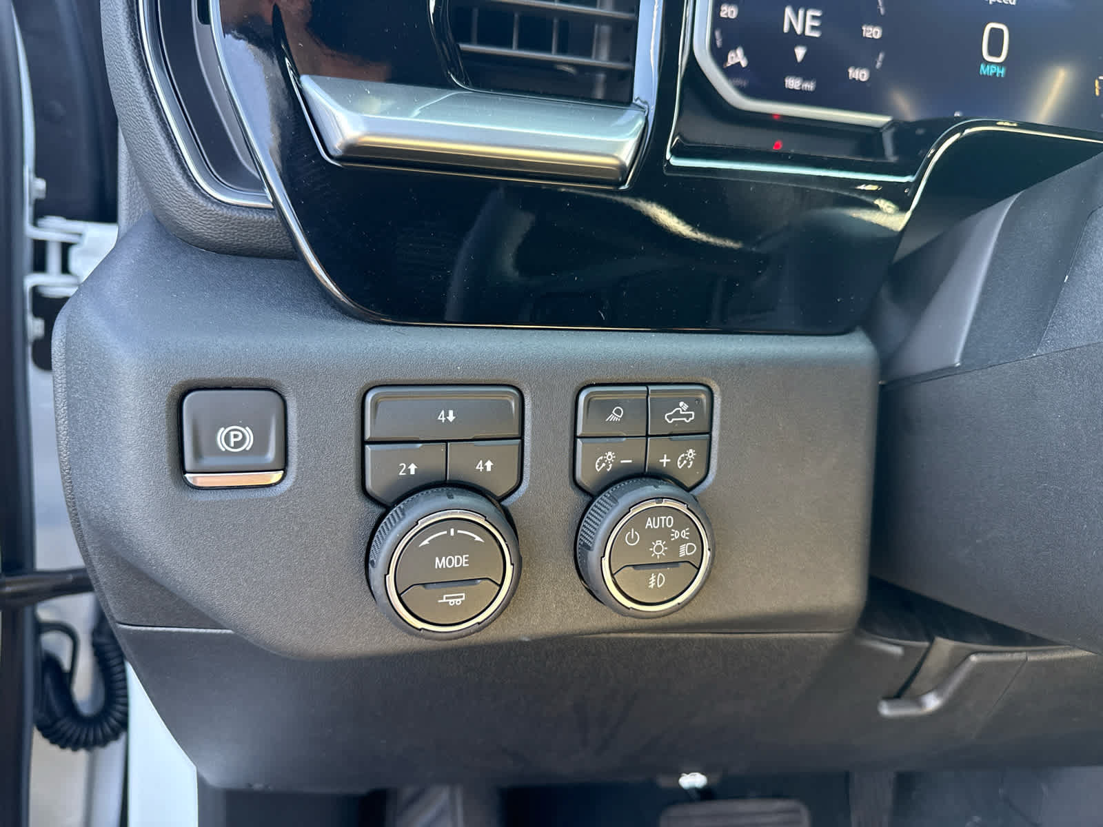 New 2026 Chevrolet Silverado 2500 LT w/ Trail Boss Package AWD/4WD image 15