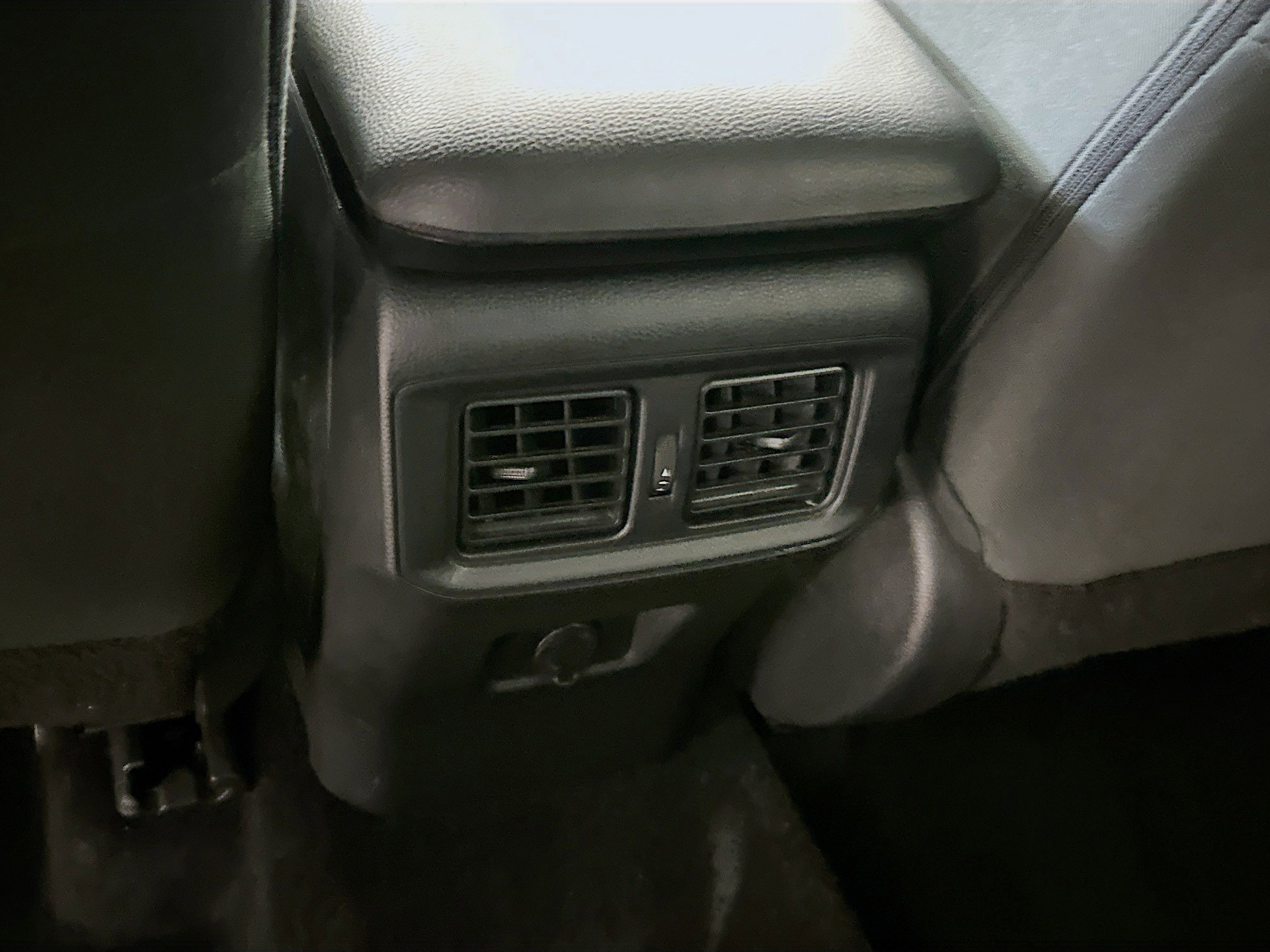 Used 2025 Toyota RAV4 LE image 28