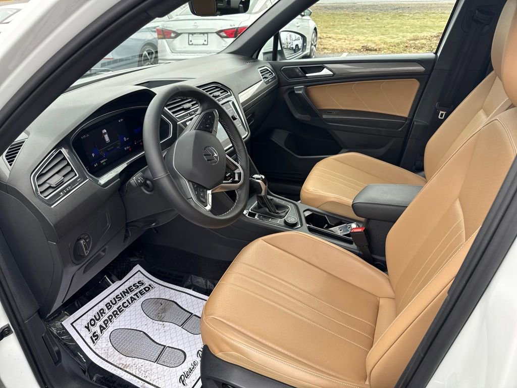 Used 2022 Volkswagen Tiguan SE image 15