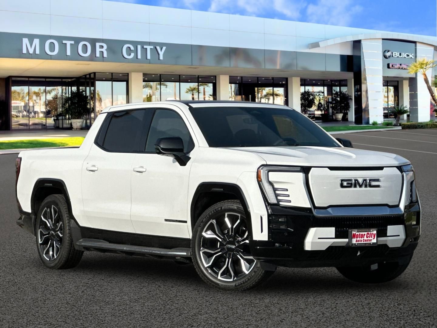 New 2025 GMC Sierra EV Denali image 2