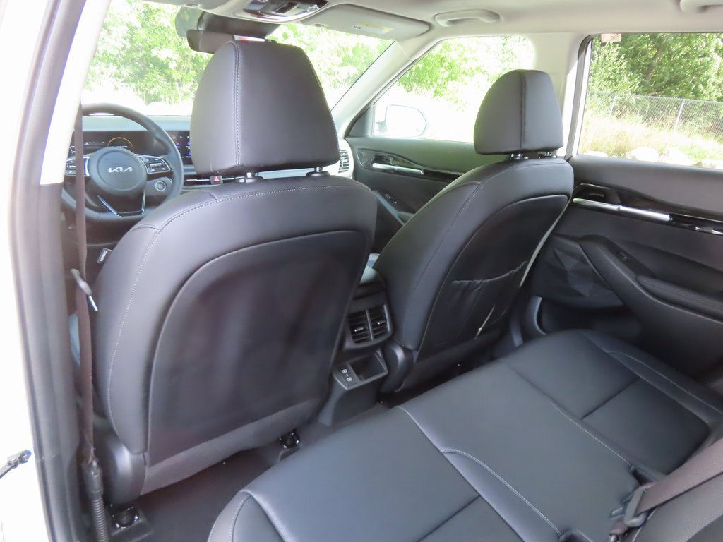 New 2026 Kia Seltos SX w/ SX Sunroof Package image 25