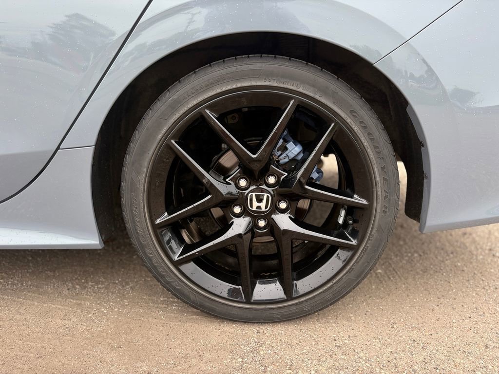Used 2023 Honda Civic Sport image 25