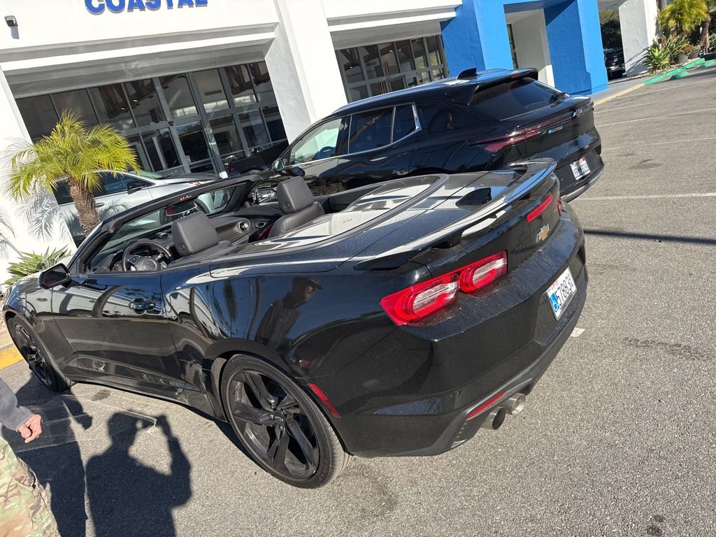 Used 2023 Chevrolet Camaro LT w/ Technology Package image 1