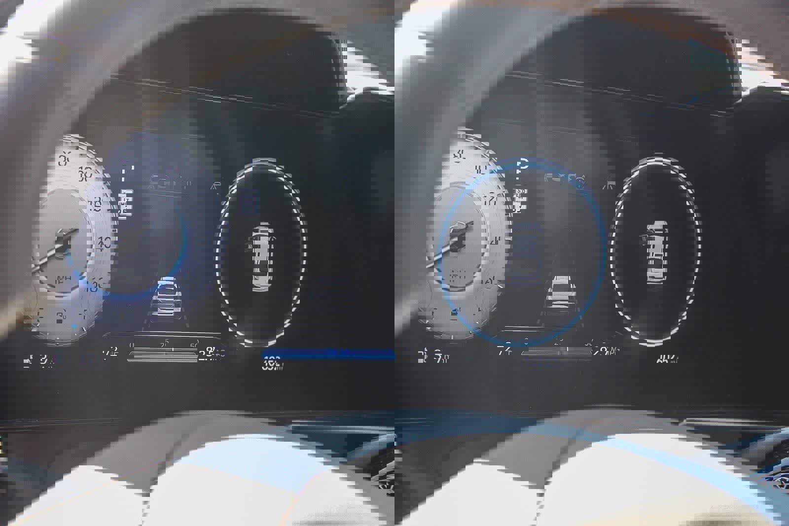 Certified 2024 Hyundai Elantra SEL w/ Convenience Package image 29