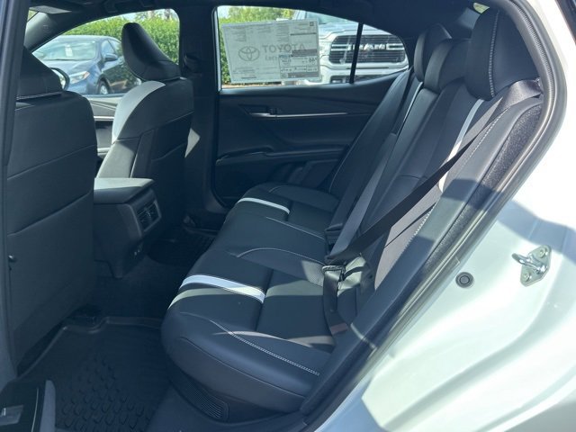 New 2026 Toyota Camry Hybrid image 14