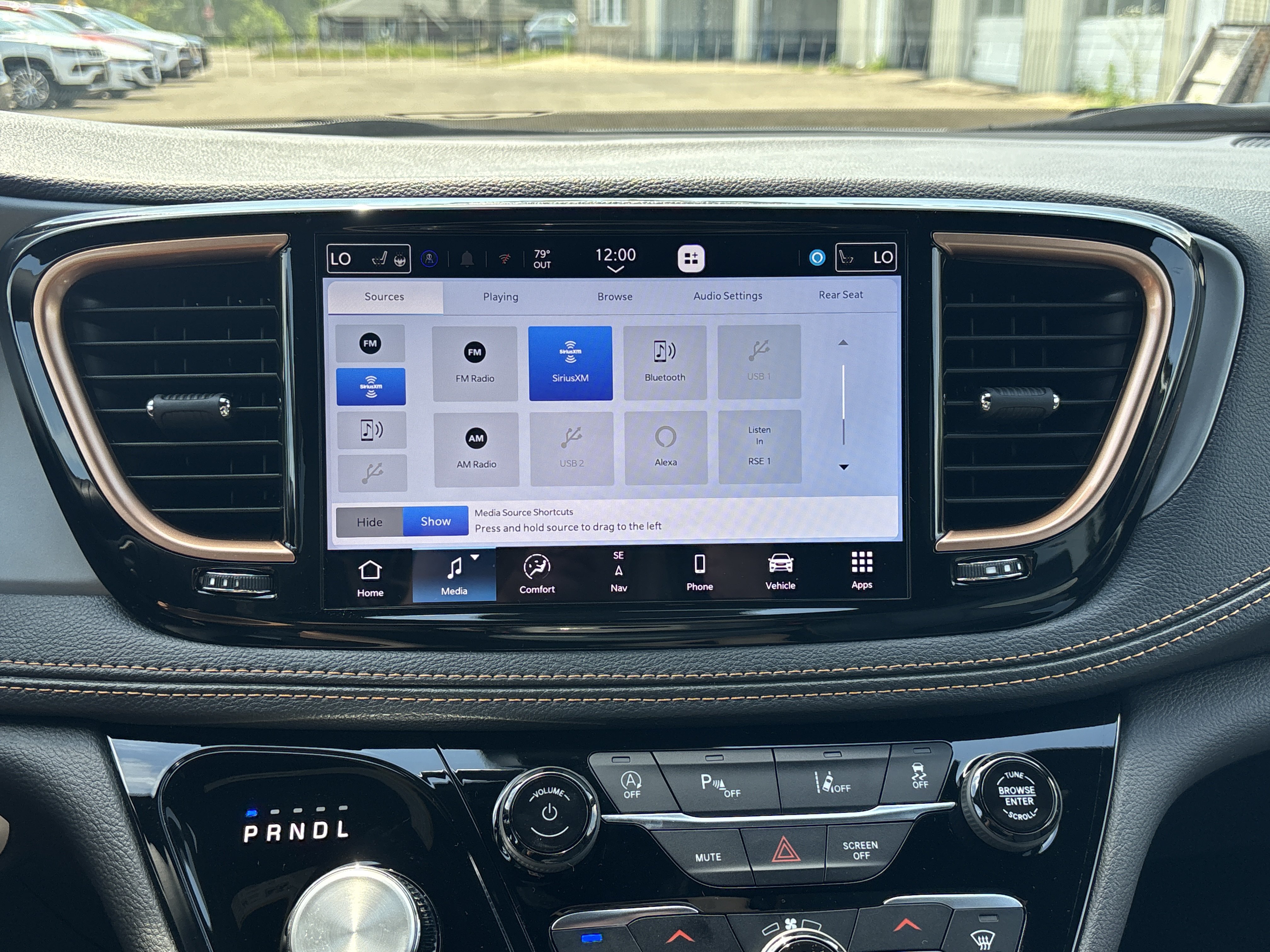 New 2027 Chrysler Pacifica Pinnacle FWD image 26