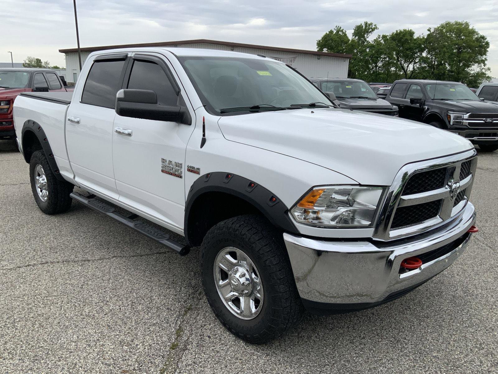 Used 2015 RAM 2500 SLT AWD/4WD image 2