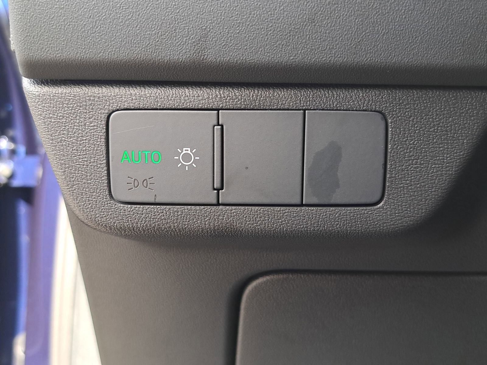 Used 2024 Audi Q4 e-tron Premium Plus image 29