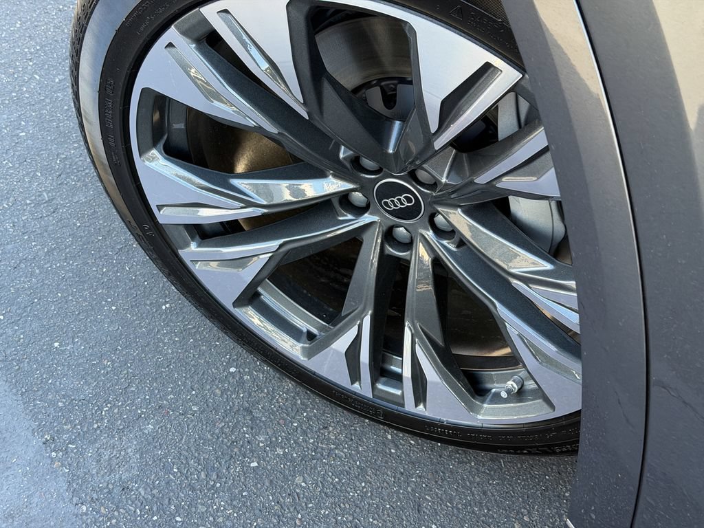 New 2026 Audi Q8 Premium Plus AWD/4WD image 12