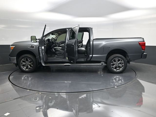 Used 2017 Nissan Titan SL w/ Chrome Package image 59