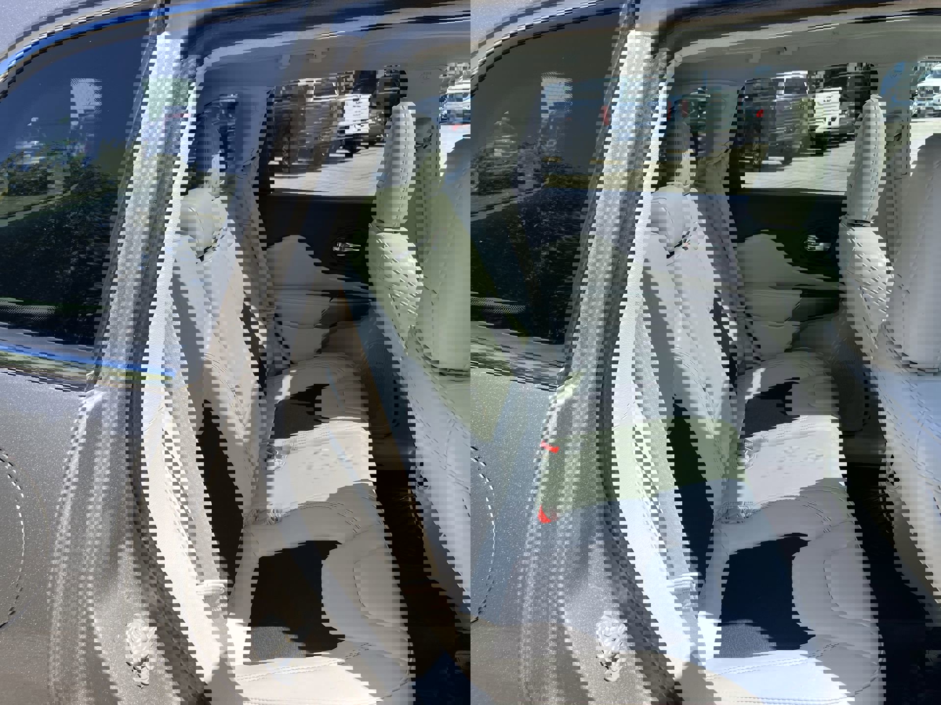 Used 2021 Jeep Cherokee Latitude Plus w/ Sun & Sound Group image 26