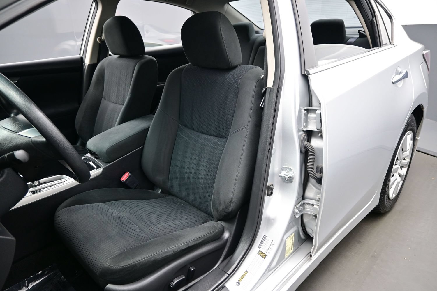 Used 2014 Nissan Altima 2.5 S w/ Display Audio Package FWD image 12