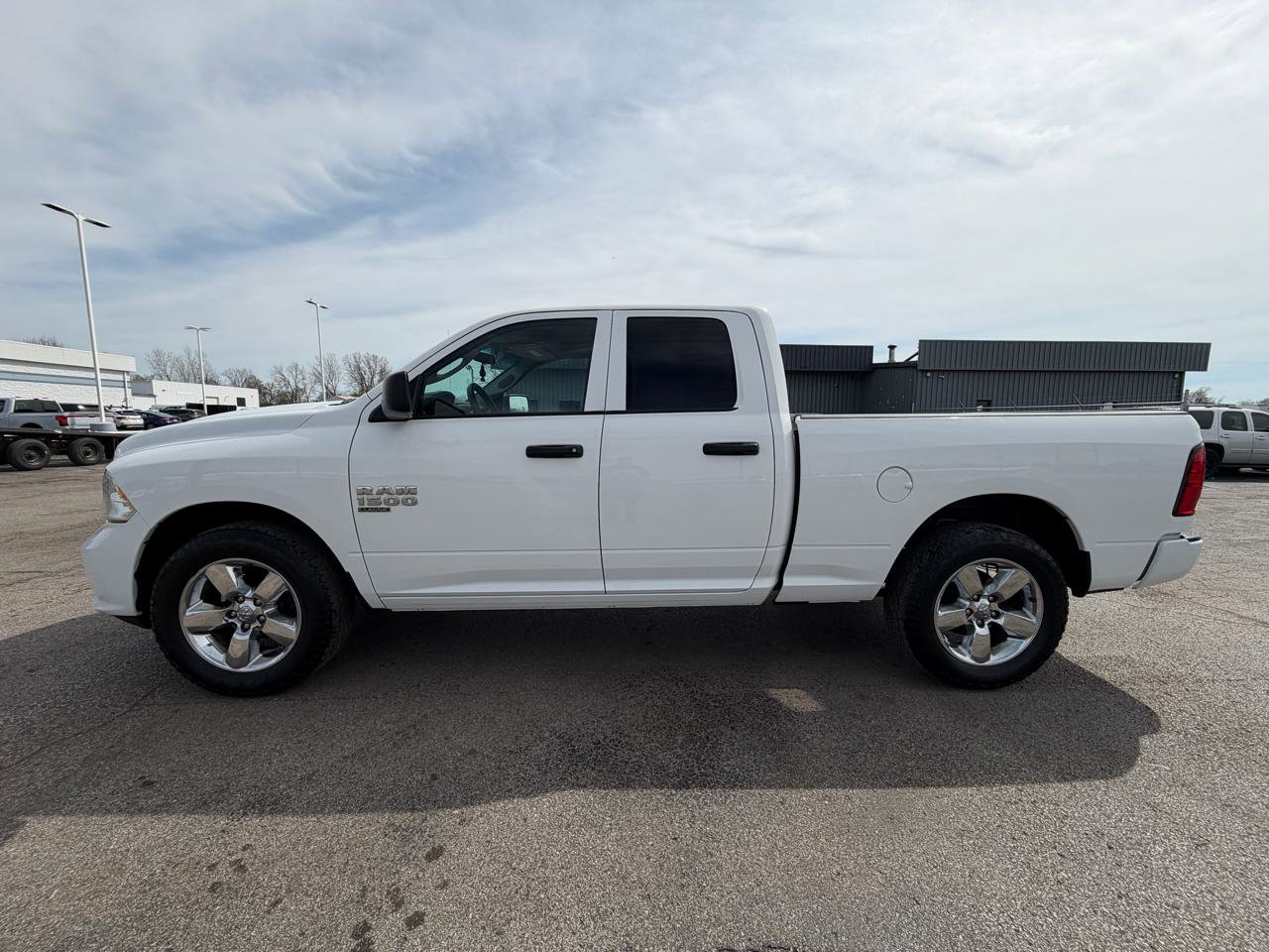 Used 2019 RAM 1500 Express w/ Express Value Package image 3