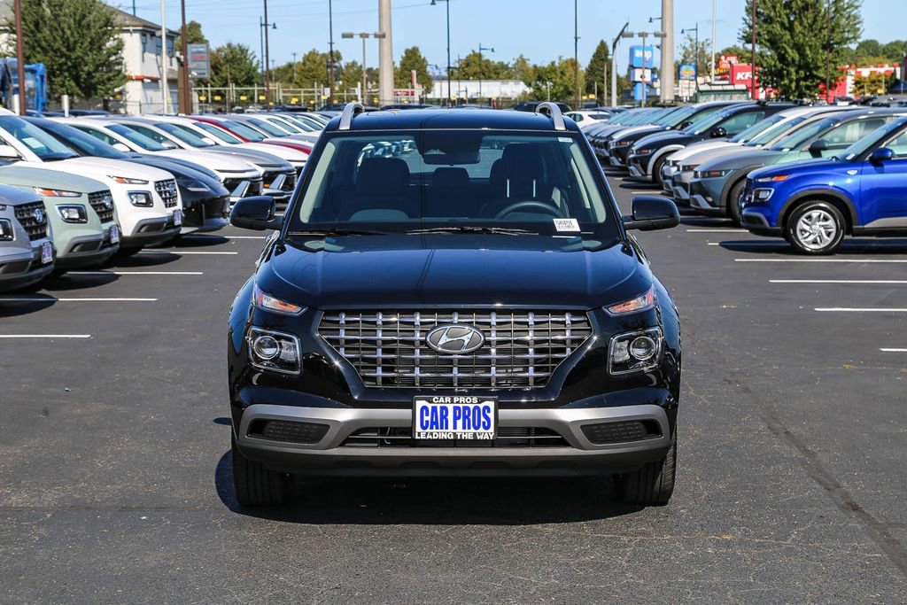 Certified 2026 Hyundai Venue SEL FWD image 3