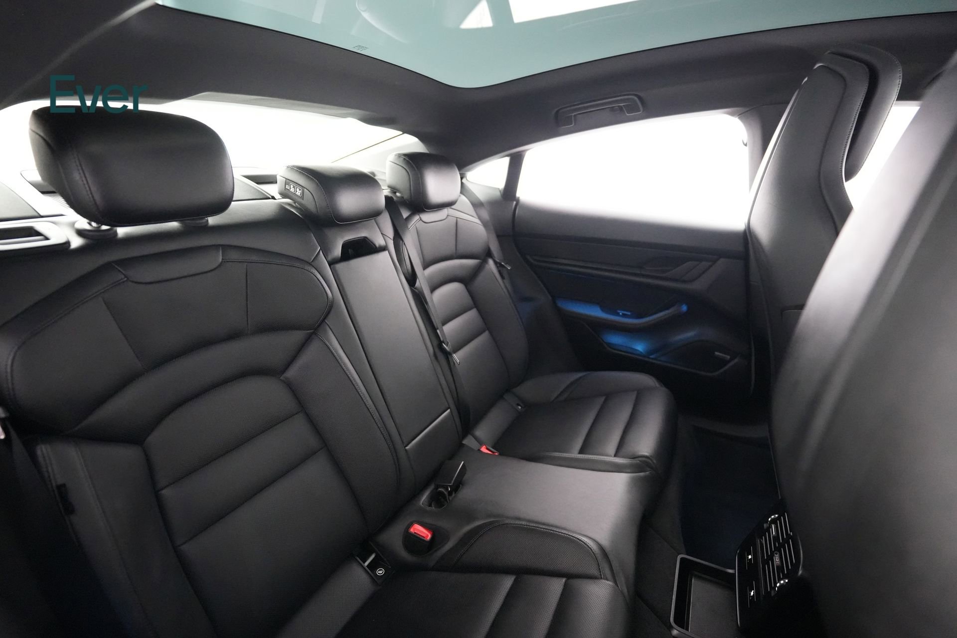Used 2023 Porsche Taycan w/ Premium Package RWD image 5