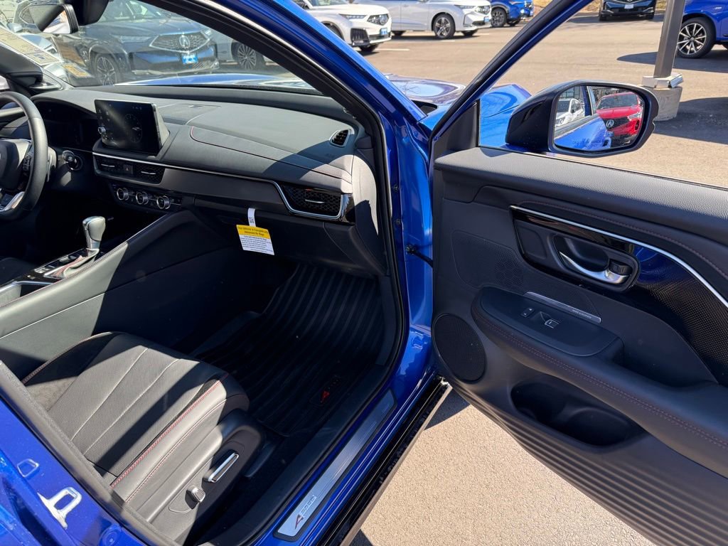 Certified 2025 Acura ADX A-Spec image 21
