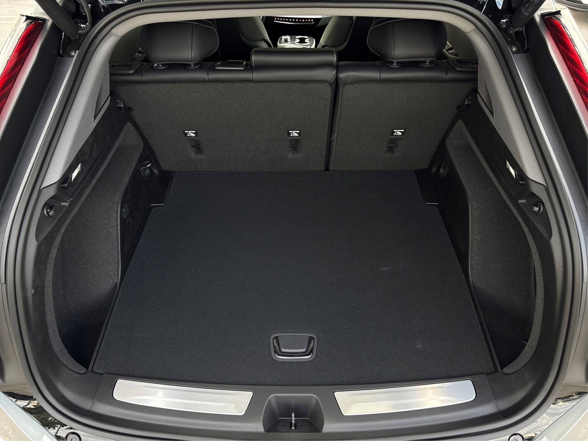 New 2026 Cadillac Optiq Luxury 1 image 11