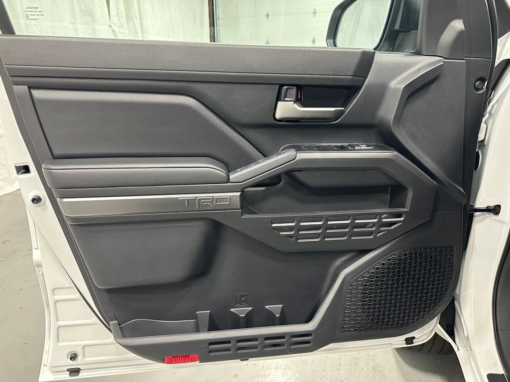 Used 2026 Toyota Tacoma TRD Sport AWD/4WD image 8