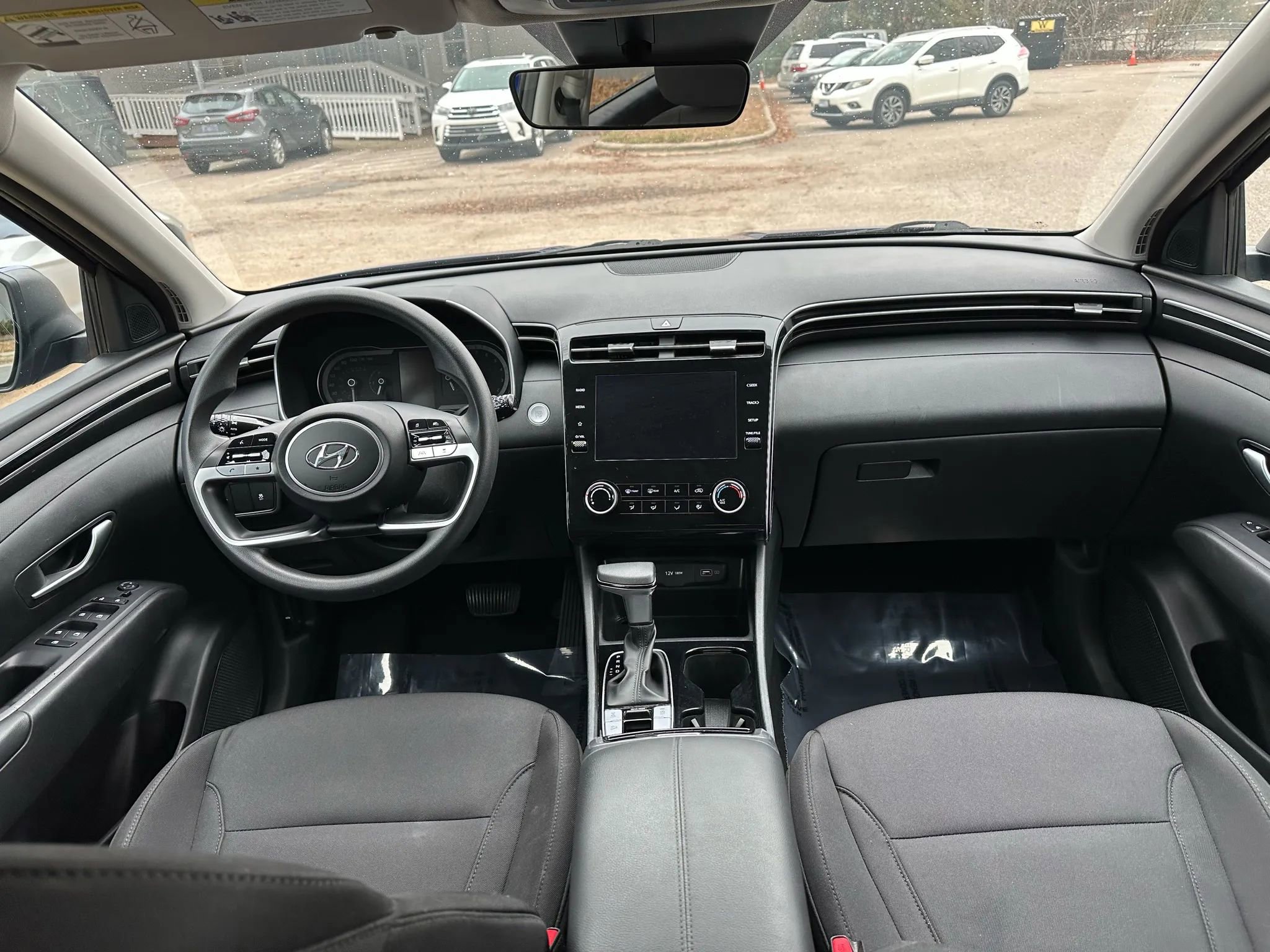 Used 2022 Hyundai Tucson SEL w/ Cargo Package image 21