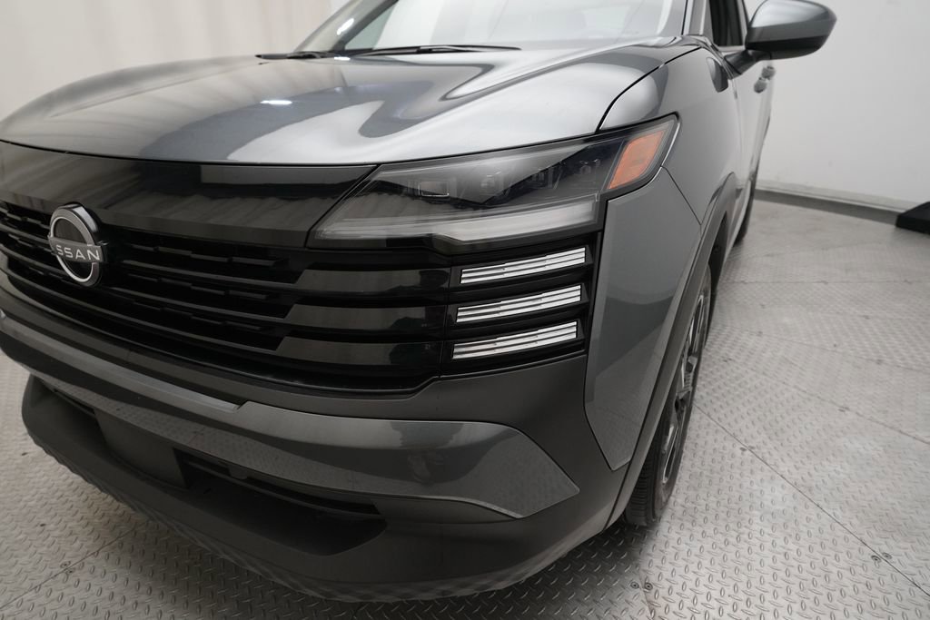 Certified 2025 Nissan Kicks SV image 22