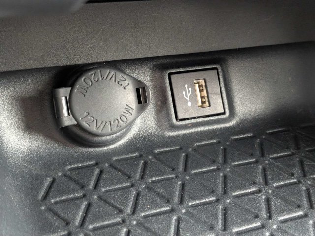Used 2025 Toyota RAV4 LE FWD image 22