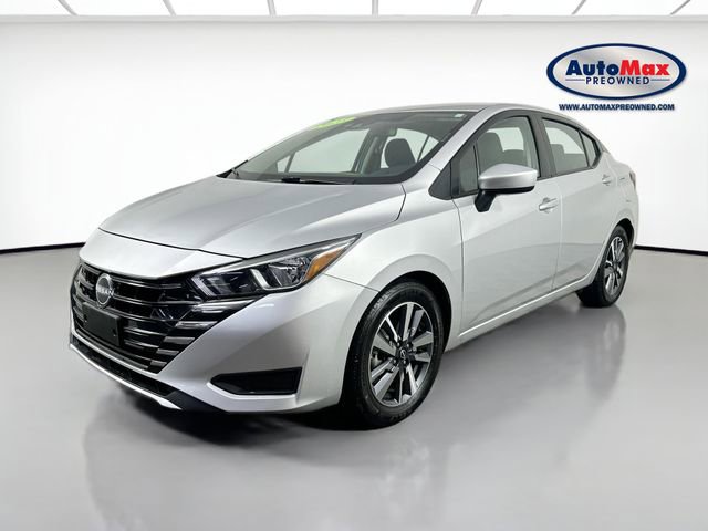 Used 2023 Nissan Versa SV FWD image 5