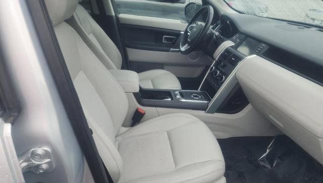 Used 2016 Land Rover Discovery Sport SE AWD/4WD image 7