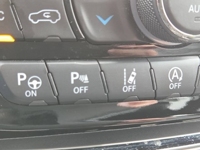 Used 2020 Jeep Grand Cherokee Limited X AWD/4WD image 12