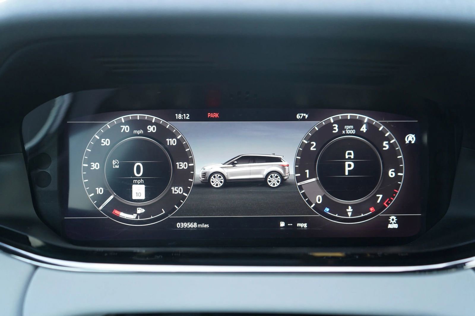 Used 2020 Land Rover Range Rover Evoque First Edition image 10