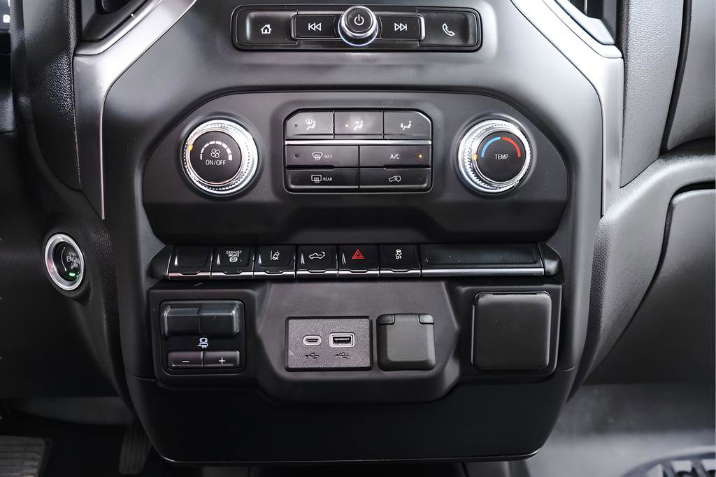 Used 2024 GMC Sierra 3500 Pro AWD/4WD image 14