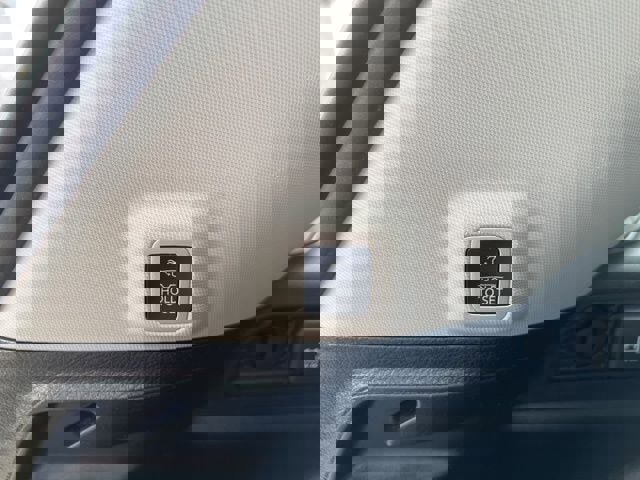 Certified 2023 Jeep Grand Cherokee Laredo w/ Luxury Tech Group I image 12