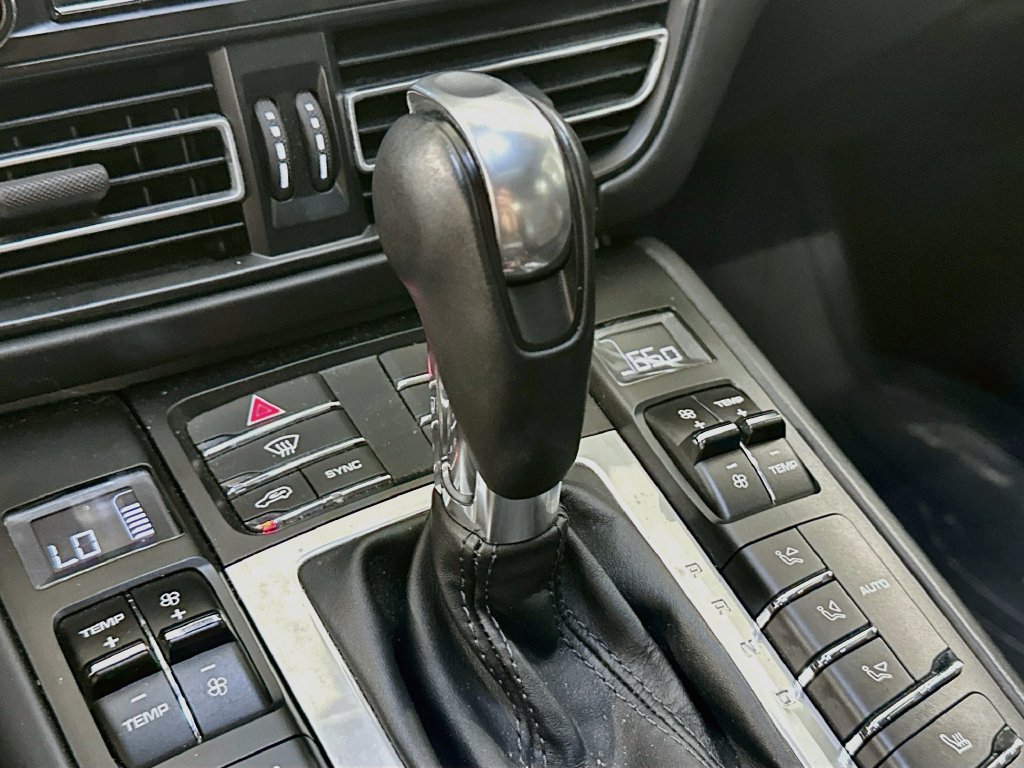 Certified 2021 Porsche Macan GTS AWD/4WD image 18