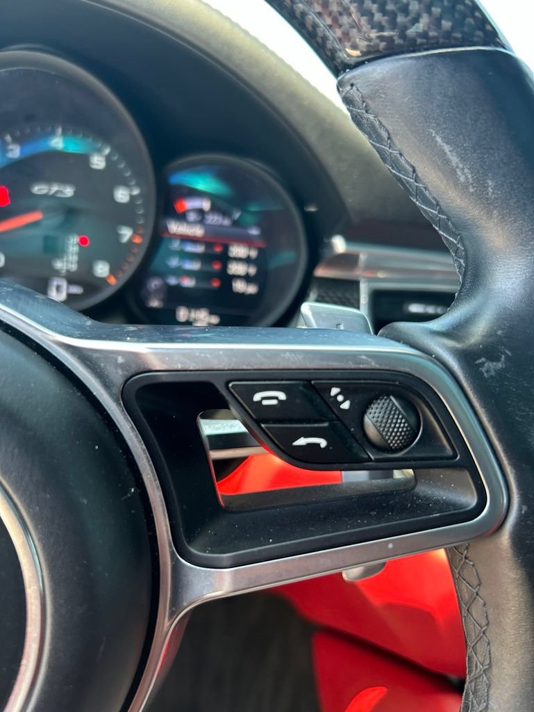 Used 2017 Porsche Macan GTS AWD/4WD image 33