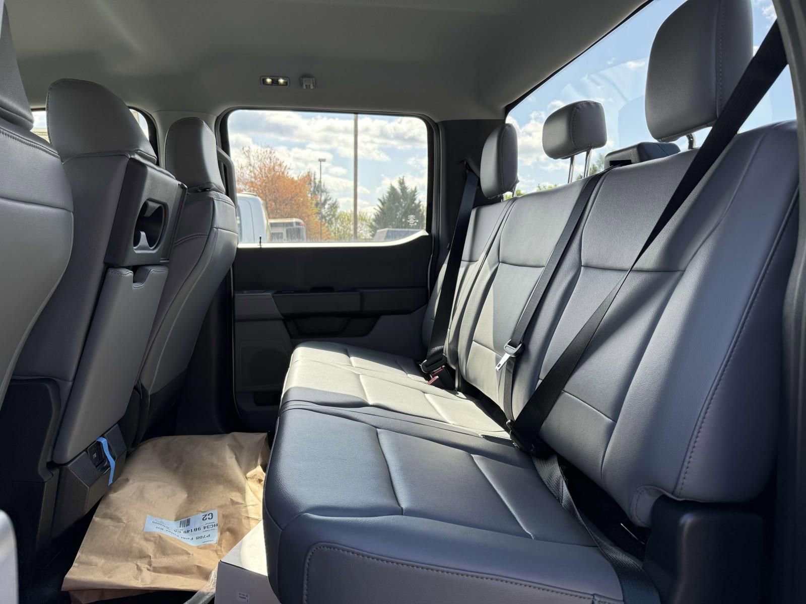 New 2025 Ford F550 4x4 Crew Cab Super Duty image 10