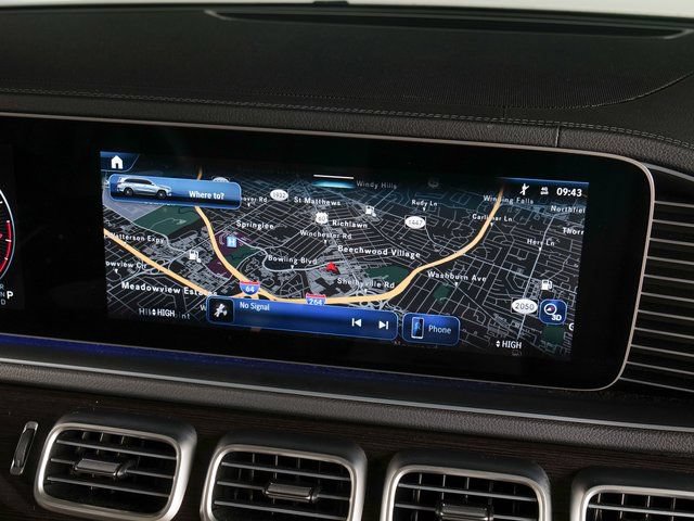 Used 2024 Mercedes-Benz GLS 580 4MATIC image 14