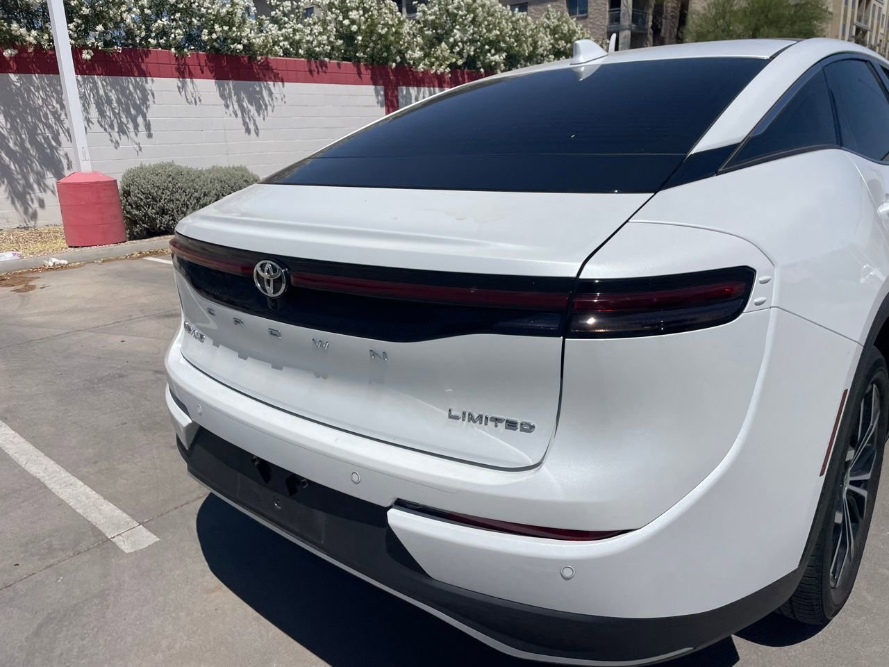 Used 2025 Toyota Crown Limited w/ Carpet Mat Package (TMS) image 4