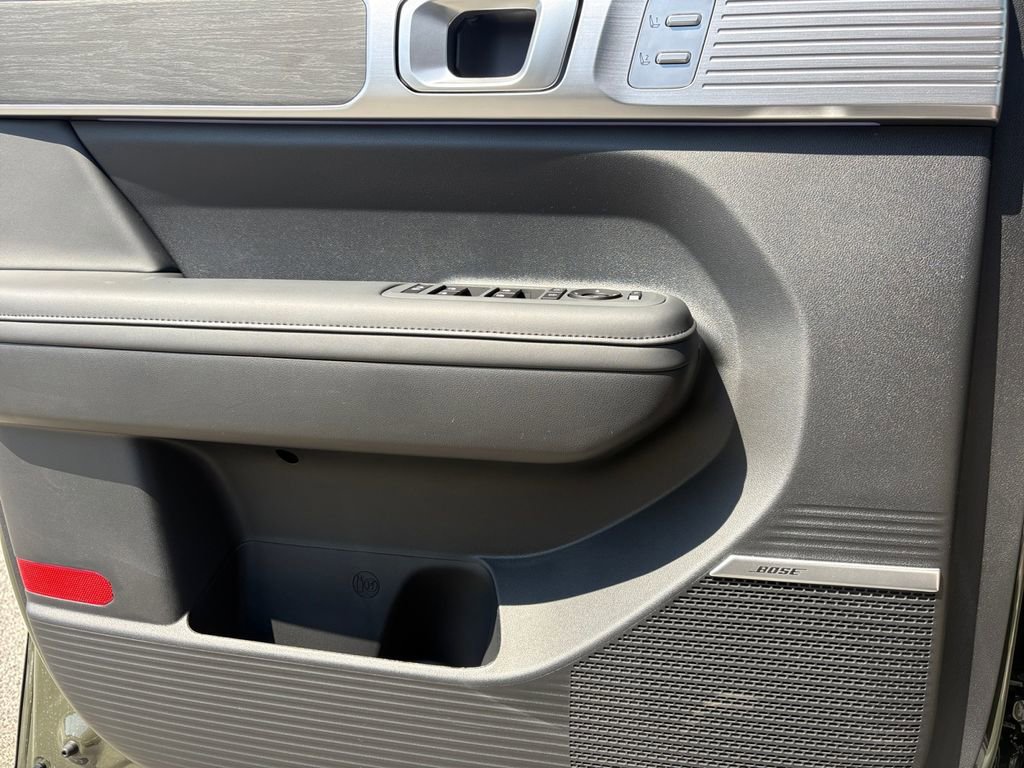 New 2026 Hyundai Santa Fe Limited FWD image 12
