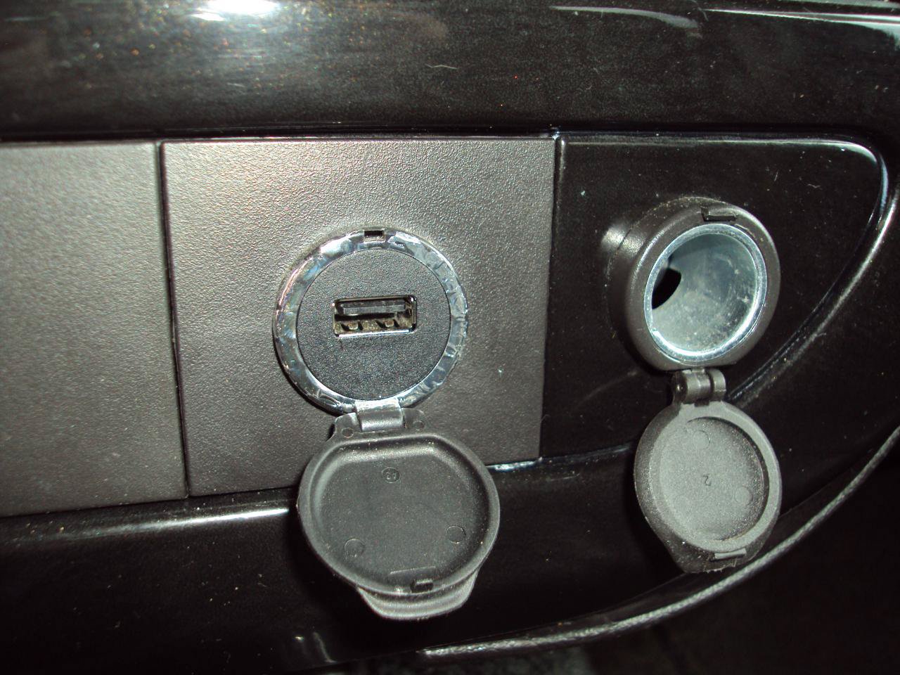Used 2014 Chevrolet Express 1500 AWD image 32