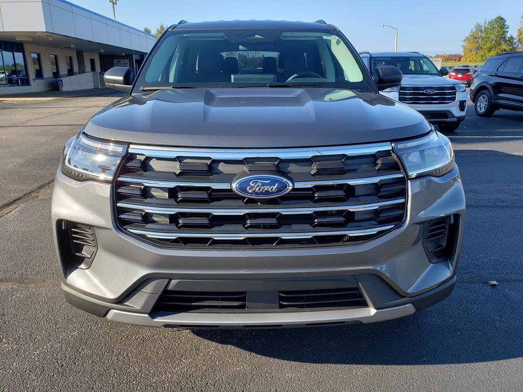 New 2026 Ford Explorer Active image 2
