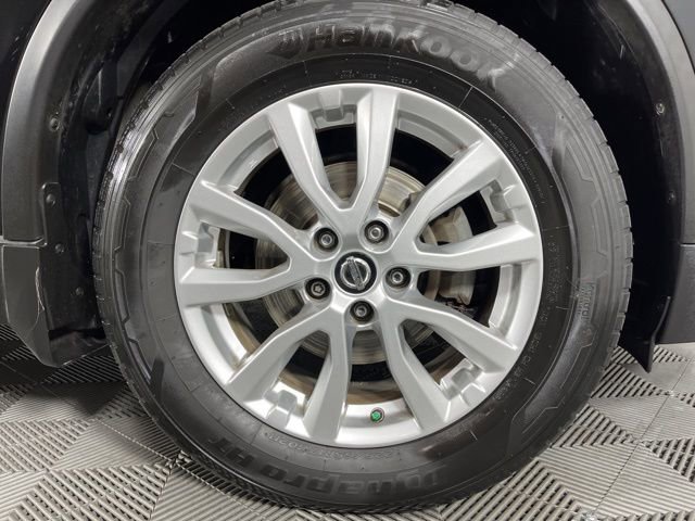 Used 2019 Nissan Rogue S w/ Special Edition Package image 14