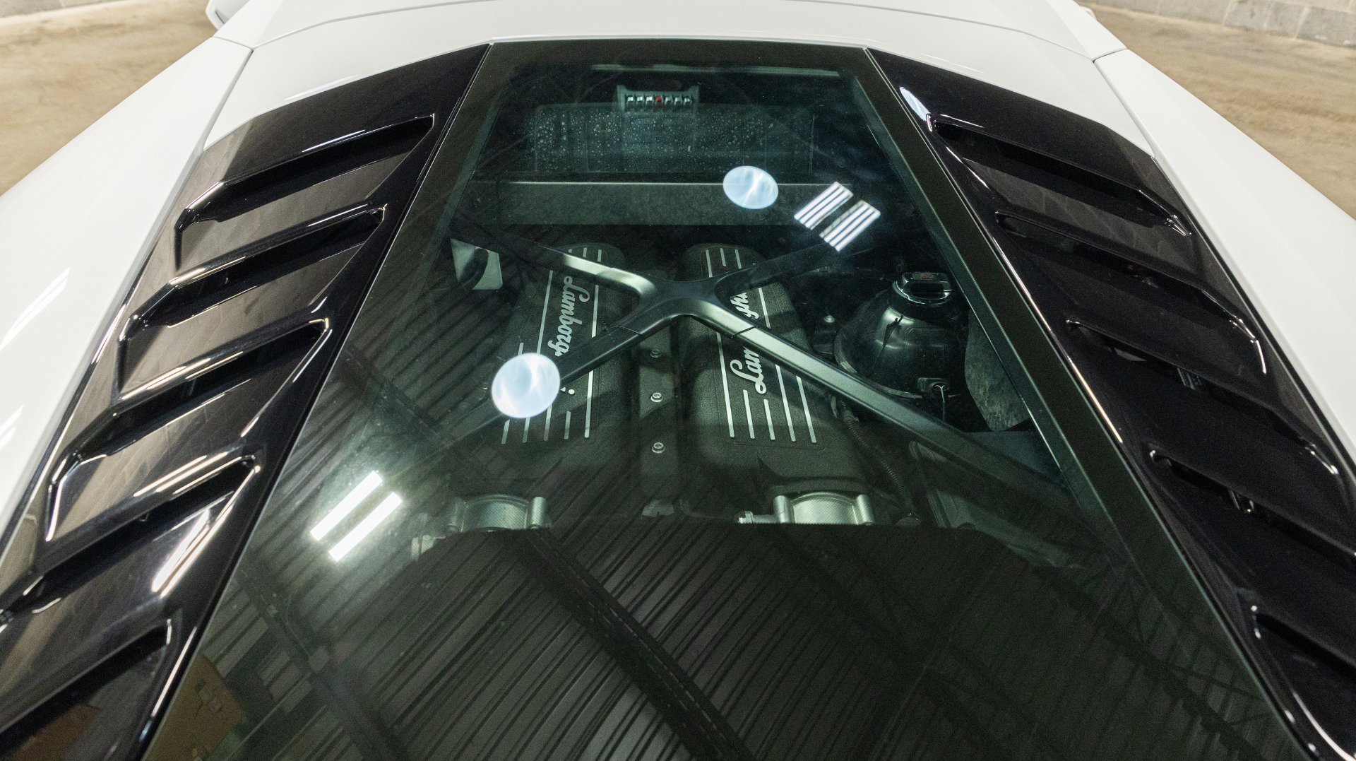 Used 2016 Lamborghini Huracan LP 610-4 image 28