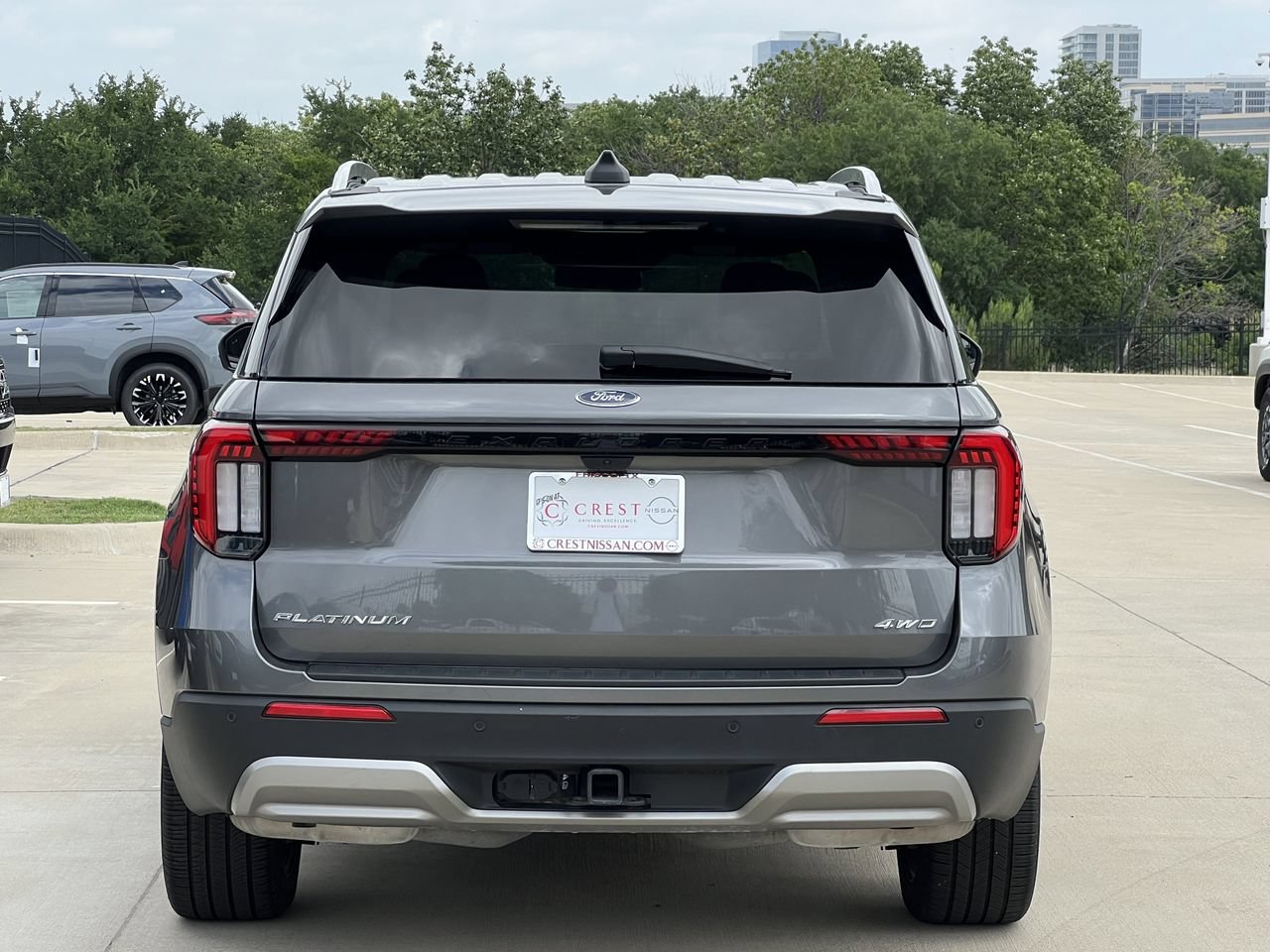 Used 2025 Ford Explorer Platinum w/ LUX Leather Package AWD/4WD image 5