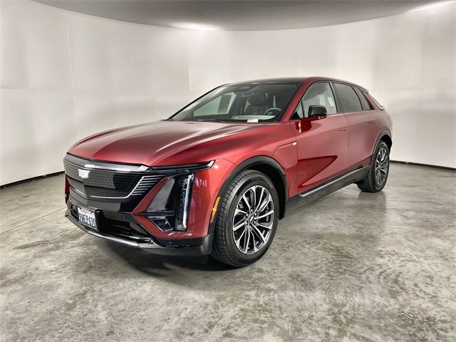 Used 2026 Cadillac Lyriq Sport image 4